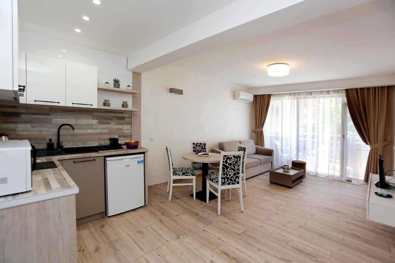 Coral Hotel Pomorie Eksteriør bilde